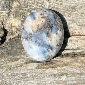 Dendritic Opal Palm